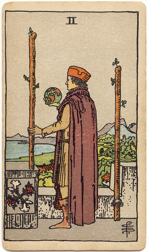 타로 완드 2(Two of Wands) 의미 — 세상을 손에 쥐고 방향을 정하는 순간